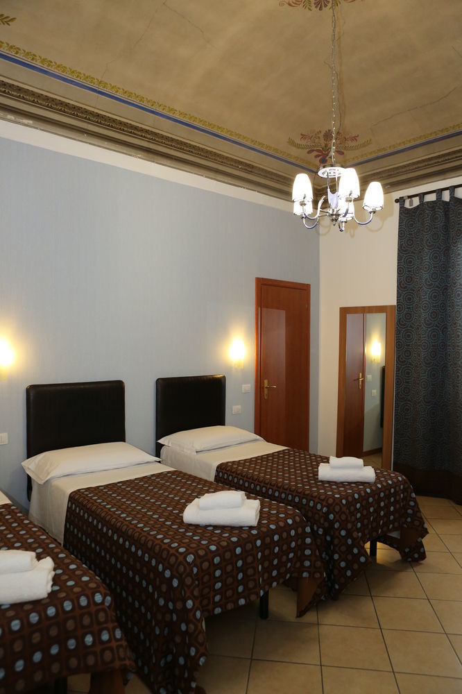 Affittacamere Adelaide House 2*