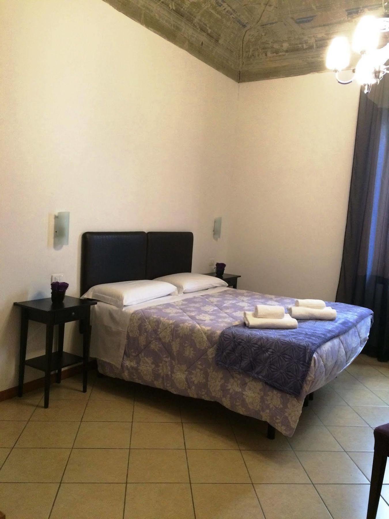 Adelaide House Affittacamere 2*